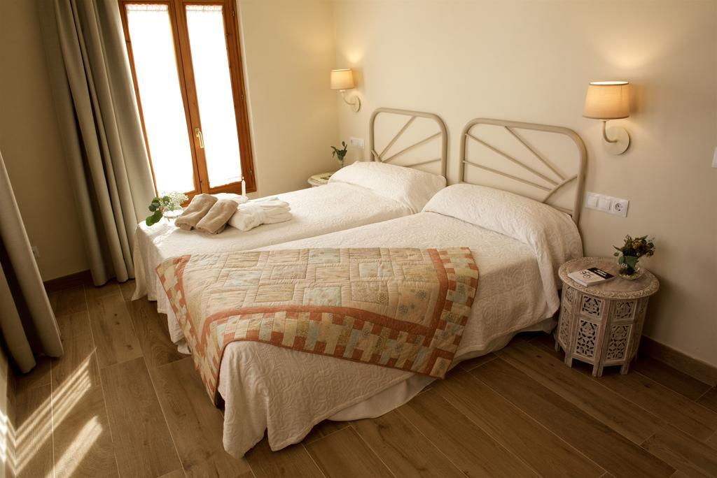 Ca La Maria Apartment Mora d'Ebre Bagian luar foto