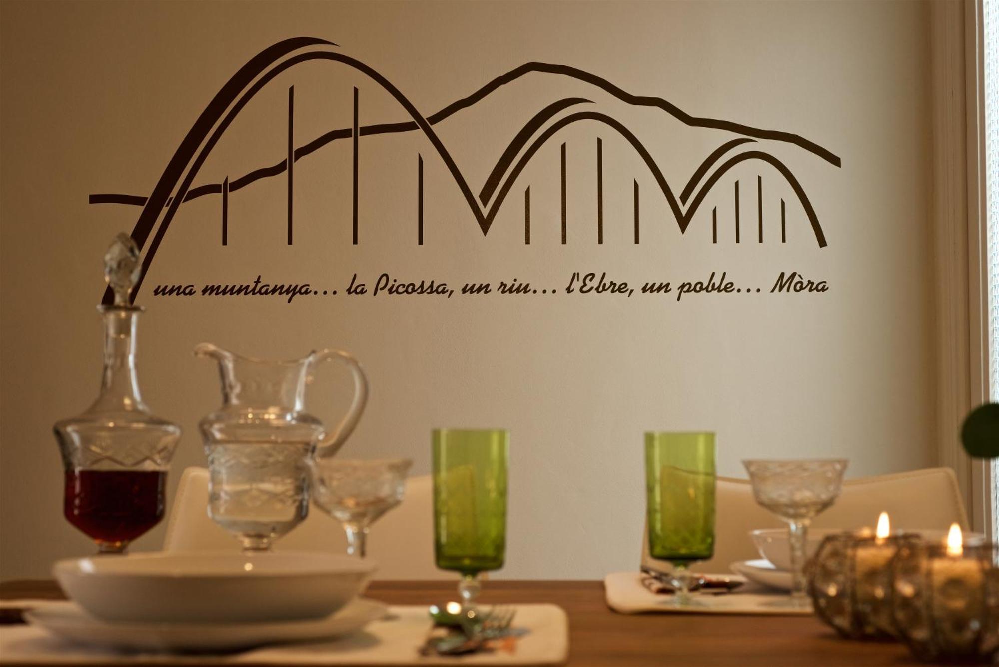 Ca La Maria Apartment Mora d'Ebre Bagian luar foto