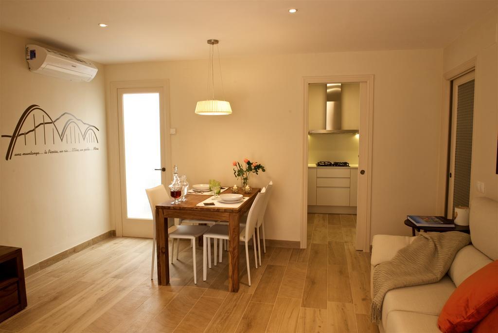 Ca La Maria Apartment Mora d'Ebre Bagian luar foto