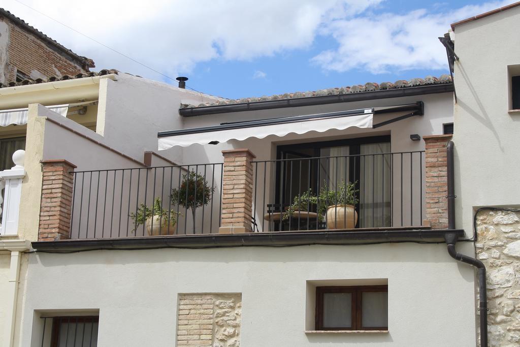 Ca La Maria Apartment Mora d'Ebre Bagian luar foto